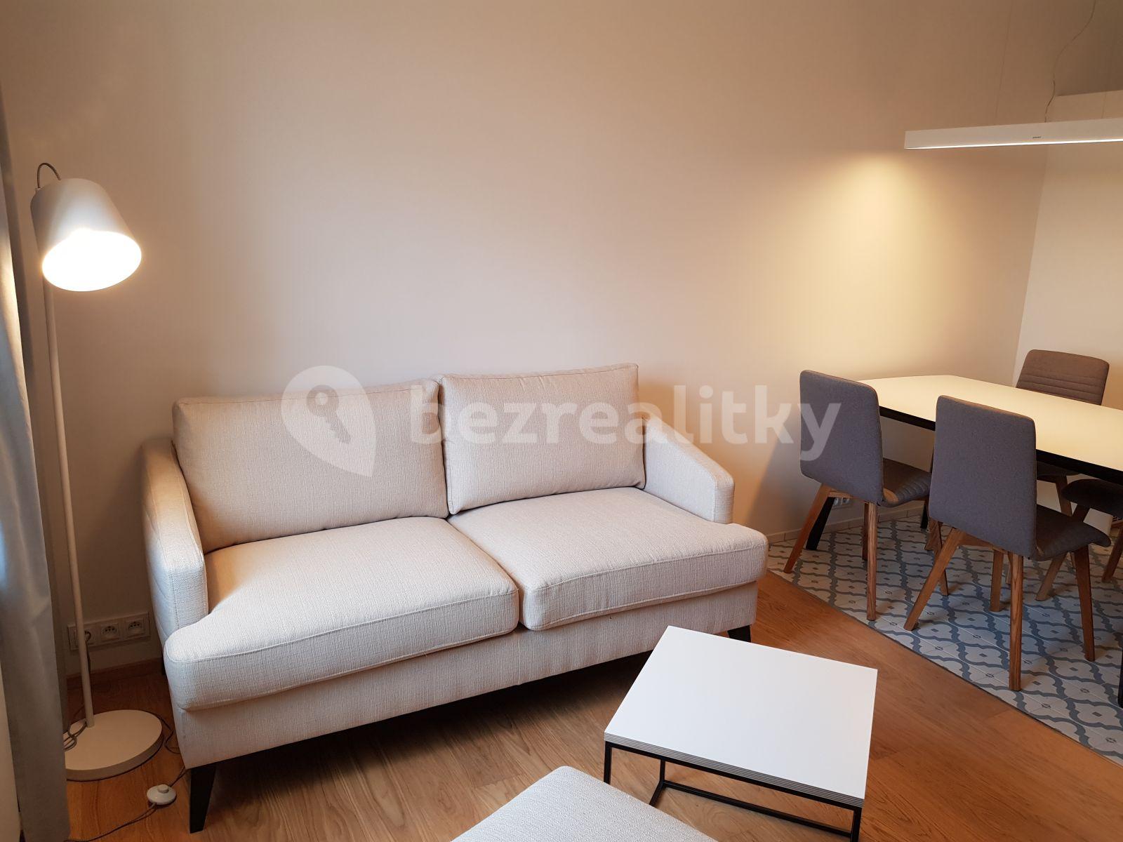 Pronájem bytu 2+kk 47 m², Pobřežní, Praha, Praha