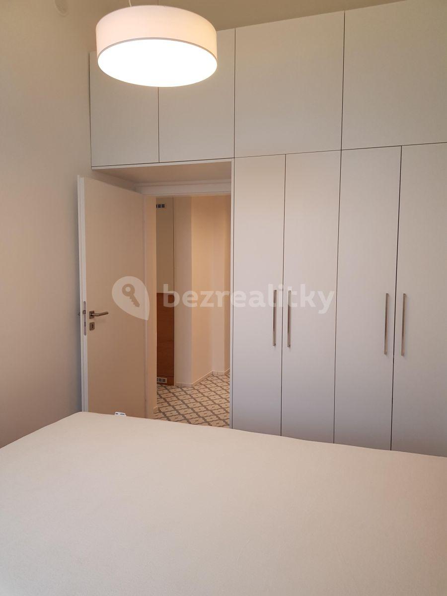 Pronájem bytu 2+kk 47 m², Pobřežní, Praha, Praha