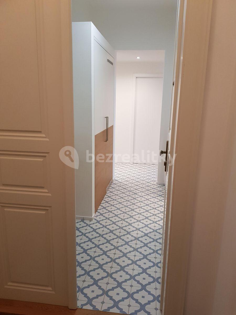 Pronájem bytu 2+kk 47 m², Pobřežní, Praha, Praha