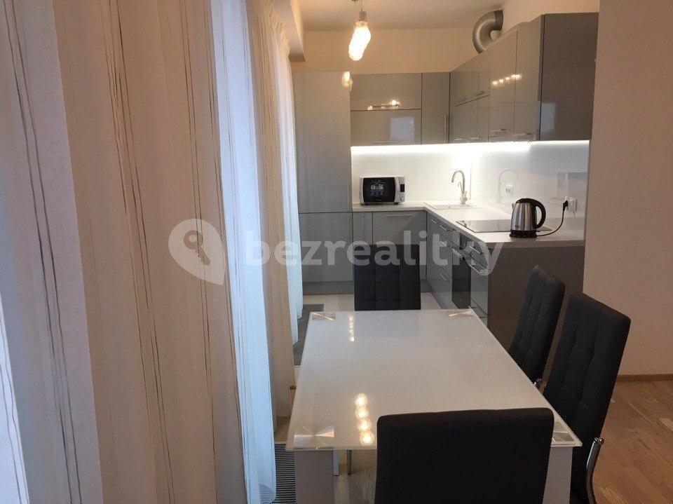 Pronájem bytu 2+kk 70 m², Olšanská, Praha, Praha