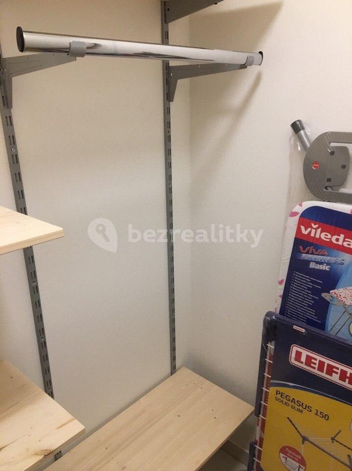 Pronájem bytu 2+kk 70 m², Olšanská, Praha, Praha