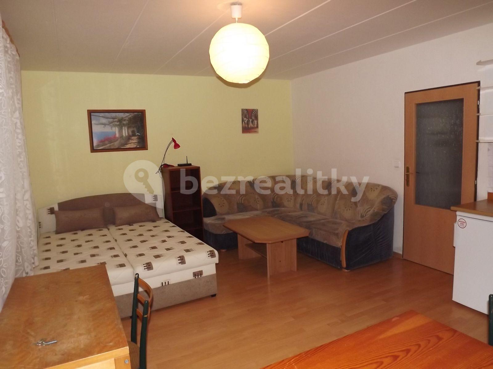 Pronájem bytu 1+kk 33 m², Houdova, Praha, Praha