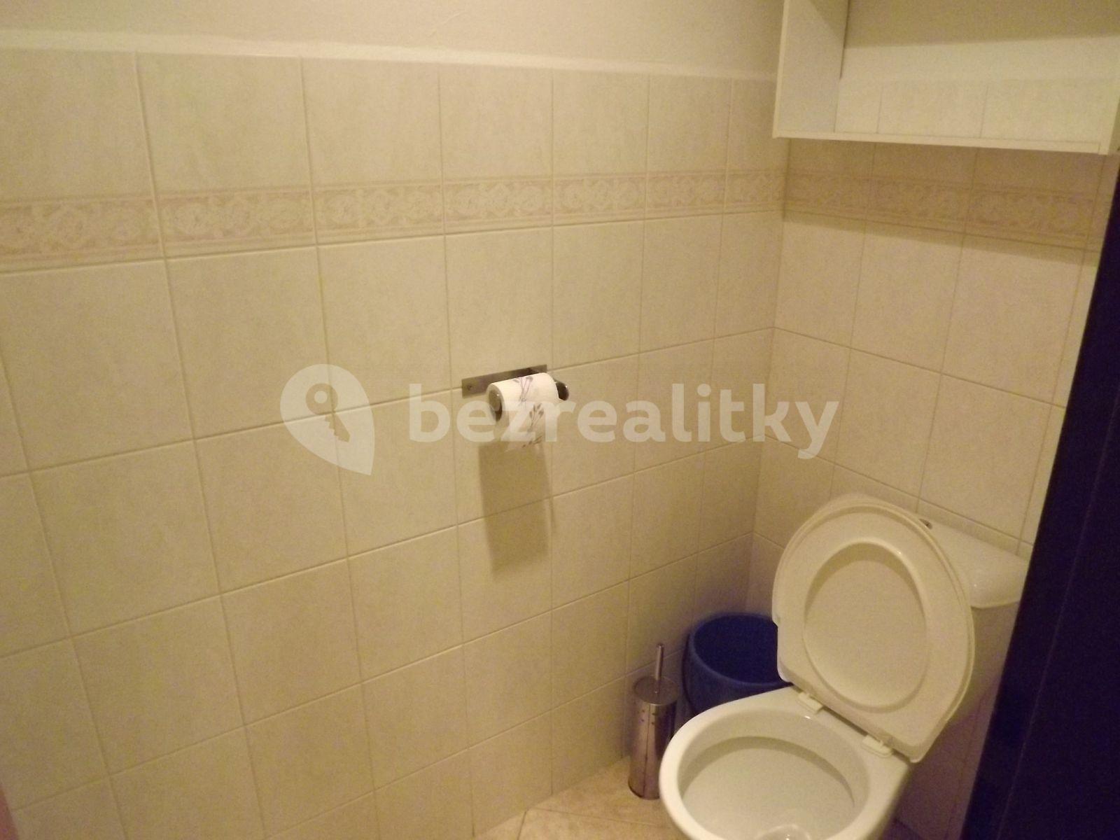 Pronájem bytu 1+kk 33 m², Houdova, Praha, Praha