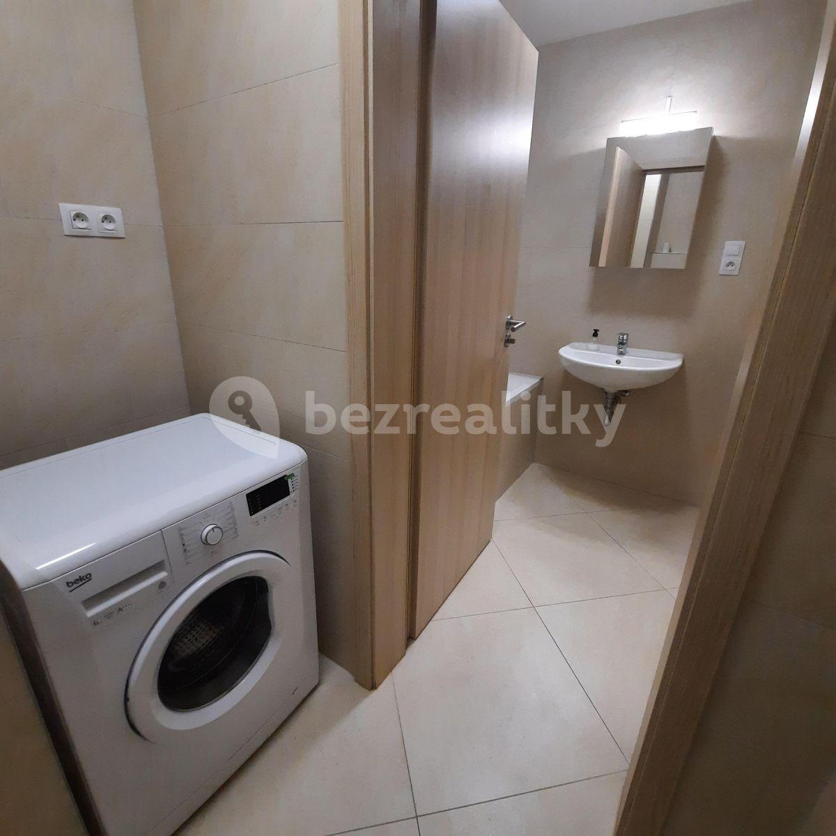 Pronájem bytu 2+kk 57 m², Sazovická, Praha, Praha