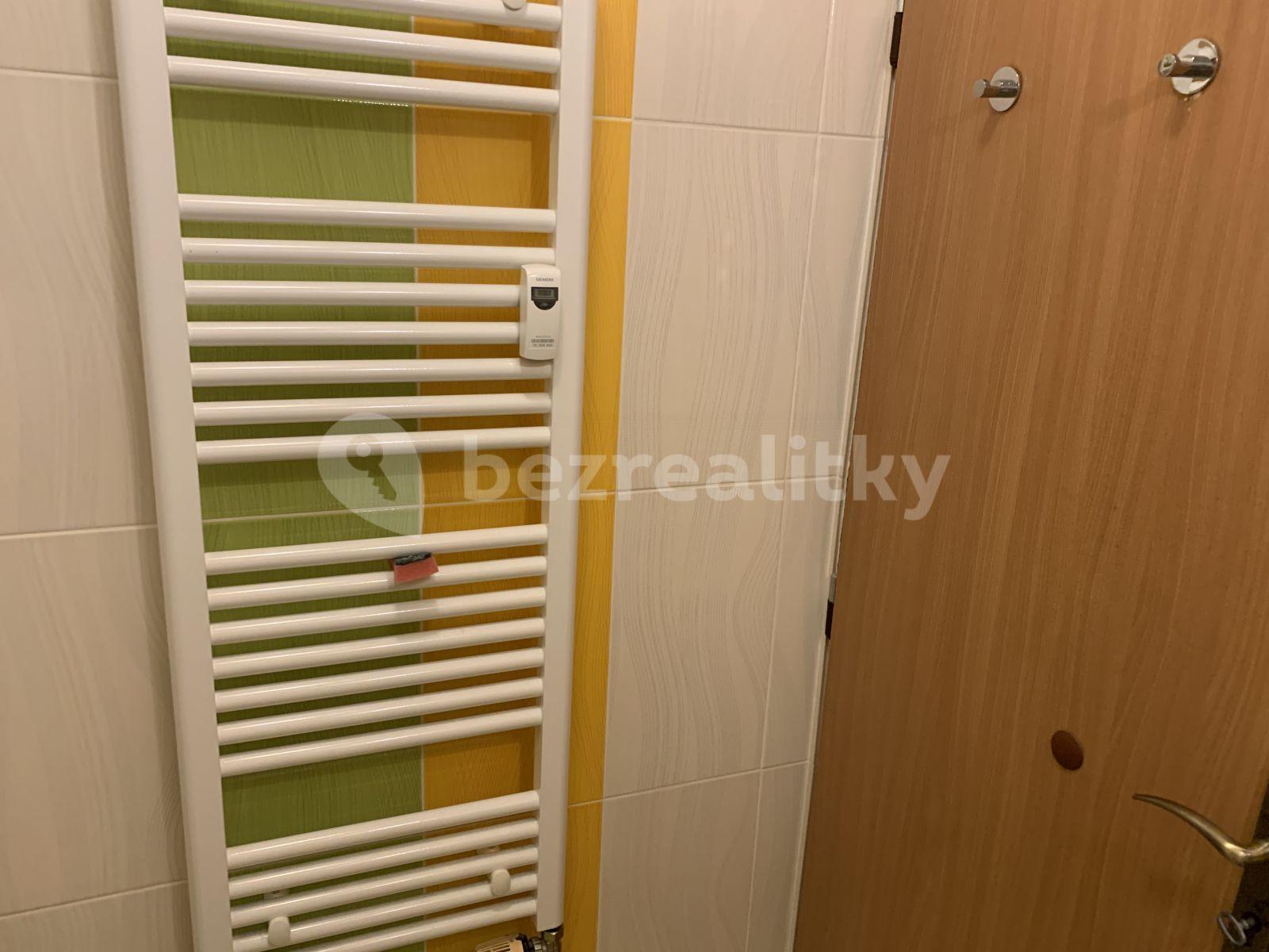 Pronájem bytu 2+1 57 m², U Kombinátu, Praha, Praha