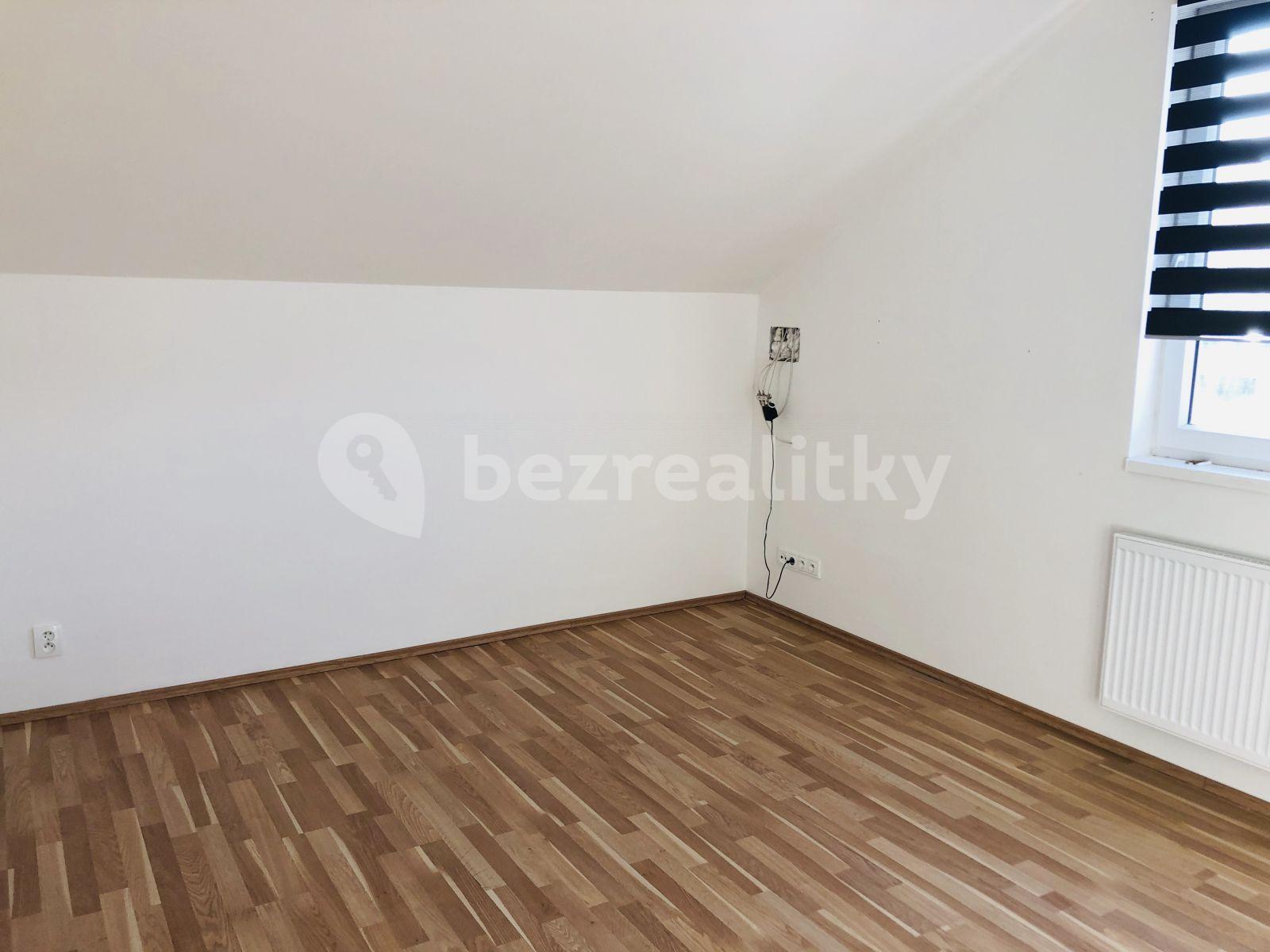 Pronájem domu 110 m², pozemek 190 m², Před Obcí, Nová Ves, Středočeský kraj