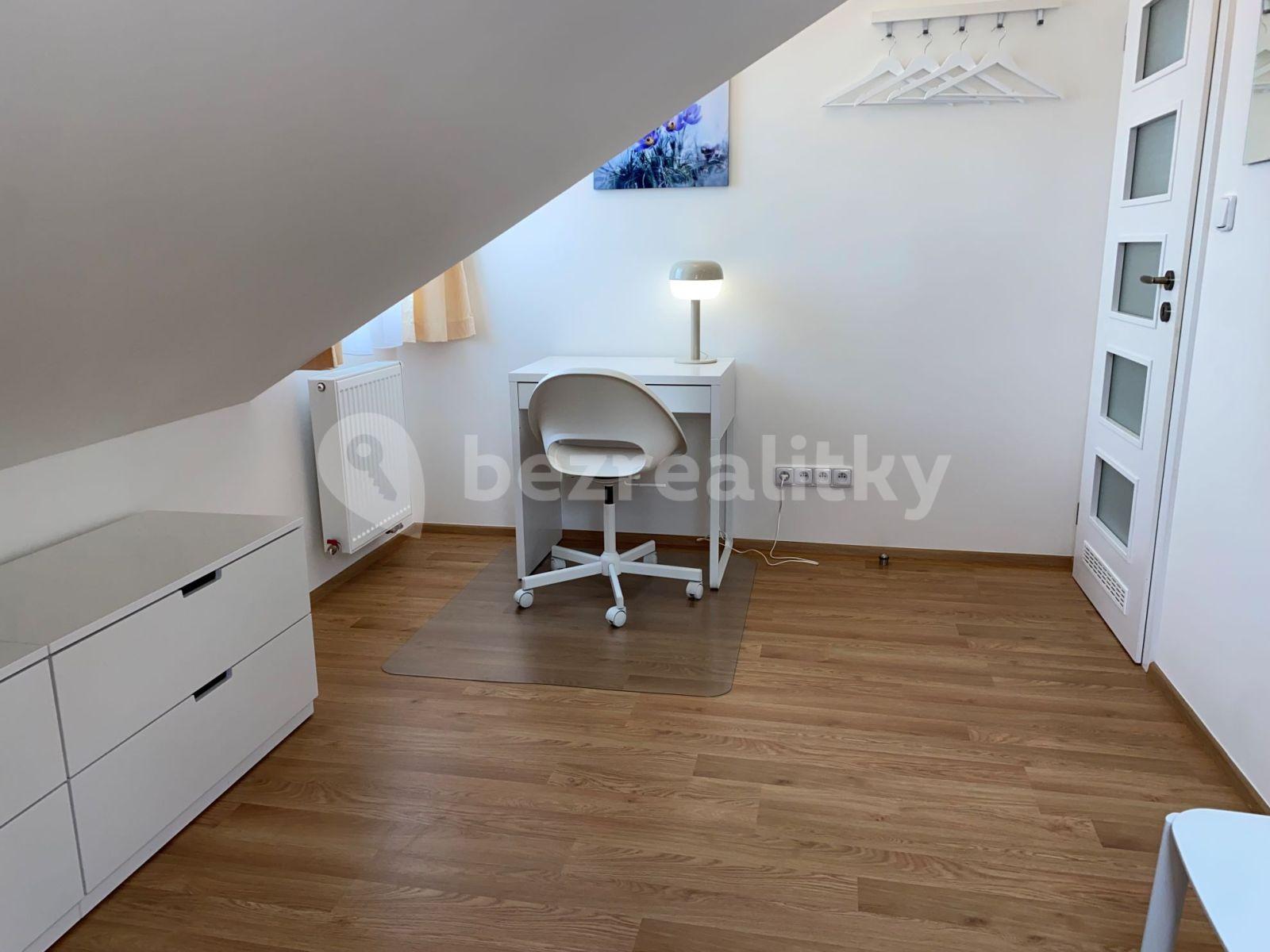 Pronájem bytu 3+kk 57 m², Průchova, Praha, Praha