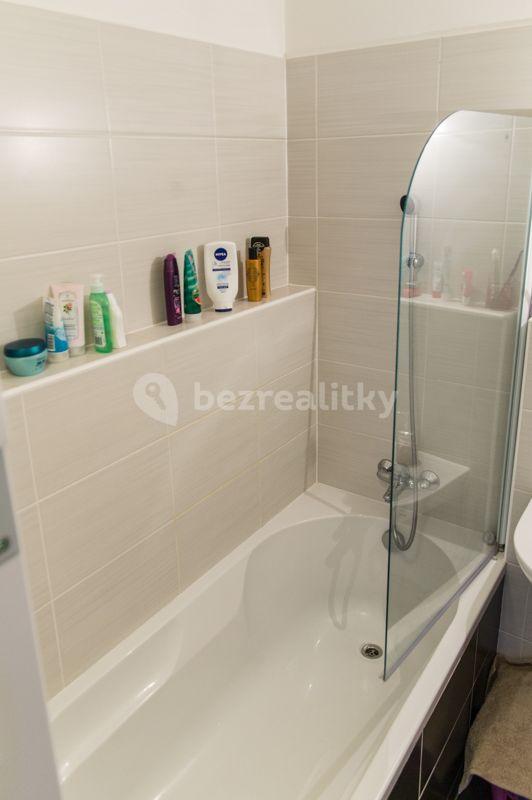 Pronájem bytu 1+kk 32 m², Kestřanská, Praha, Praha