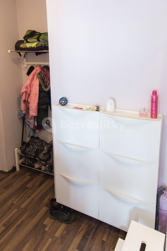 Pronájem bytu 1+kk 32 m², Kestřanská, Praha, Praha