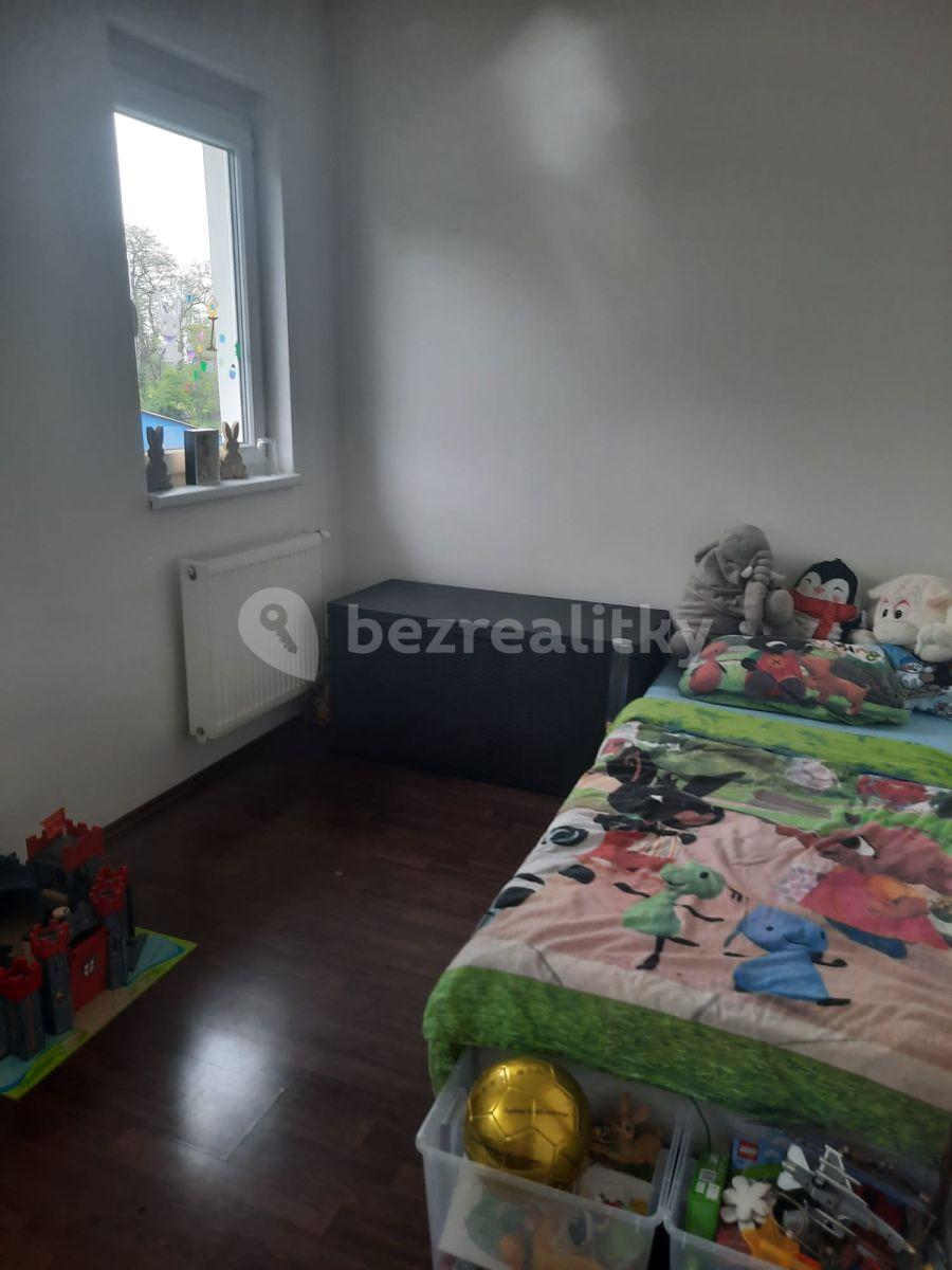 Pronájem bytu 2+1 40 m², Zahradní, Měšice, Středočeský kraj