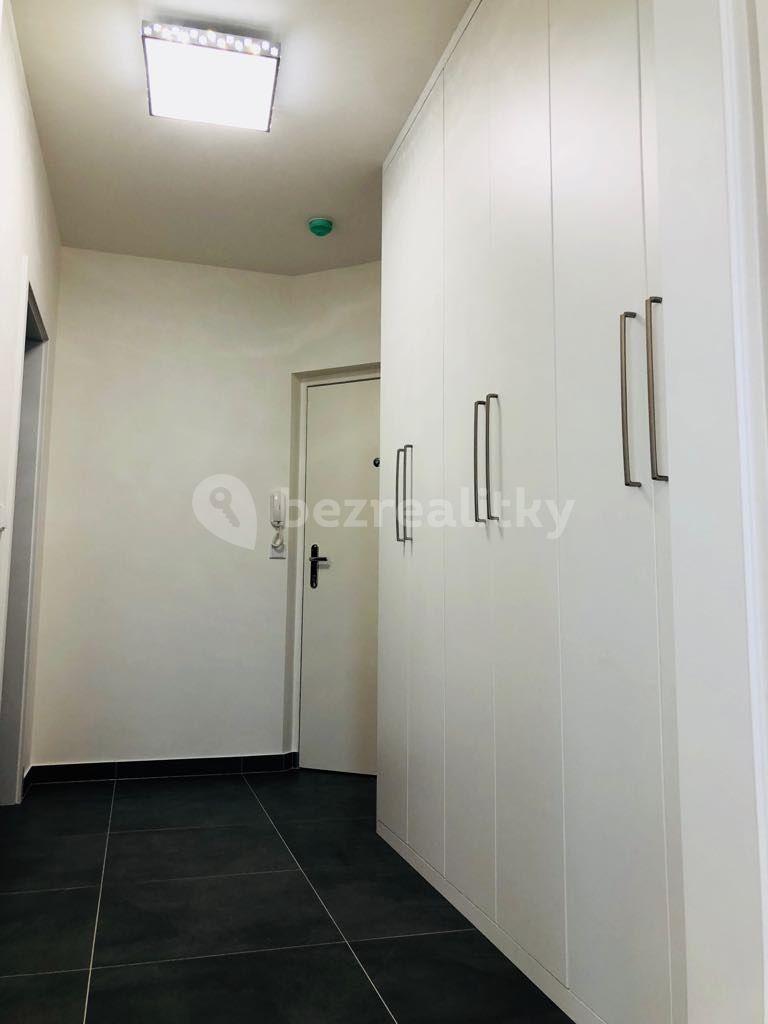 Pronájem bytu 1+kk 52 m², Bořivojova, Praha, Praha