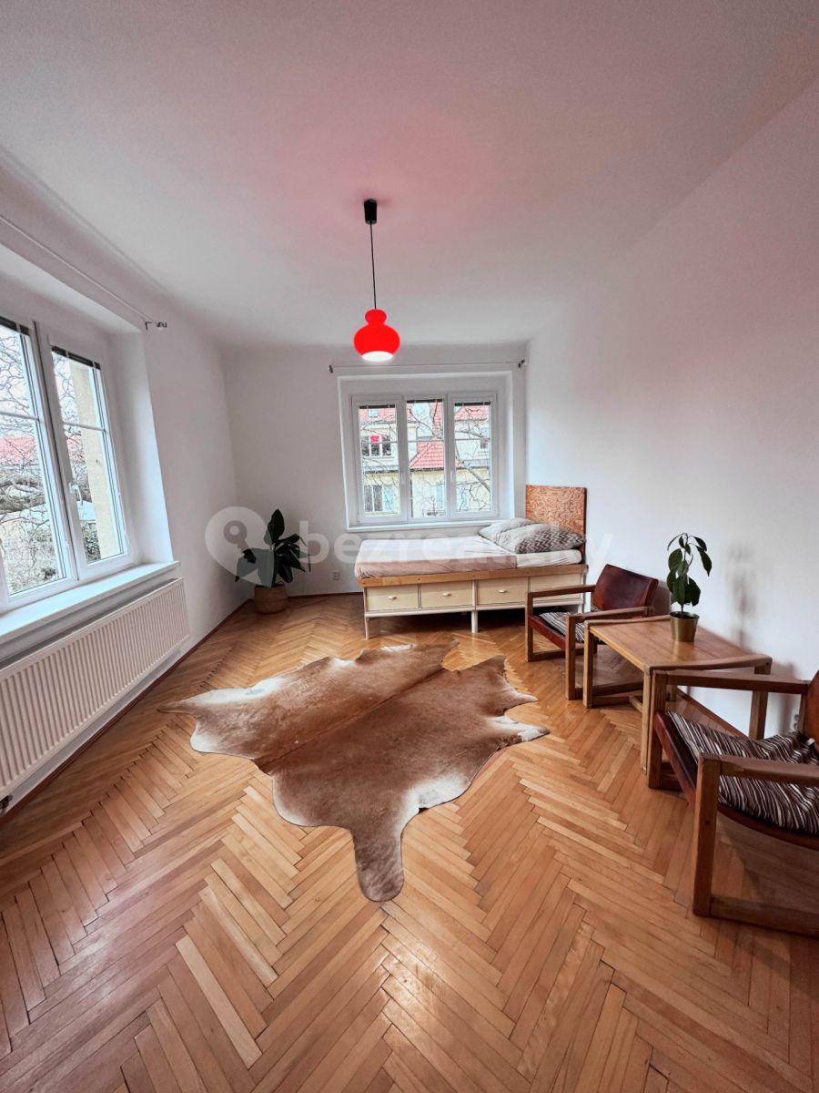 Pronájem bytu 1+1 46 m², Polní, Praha, Praha