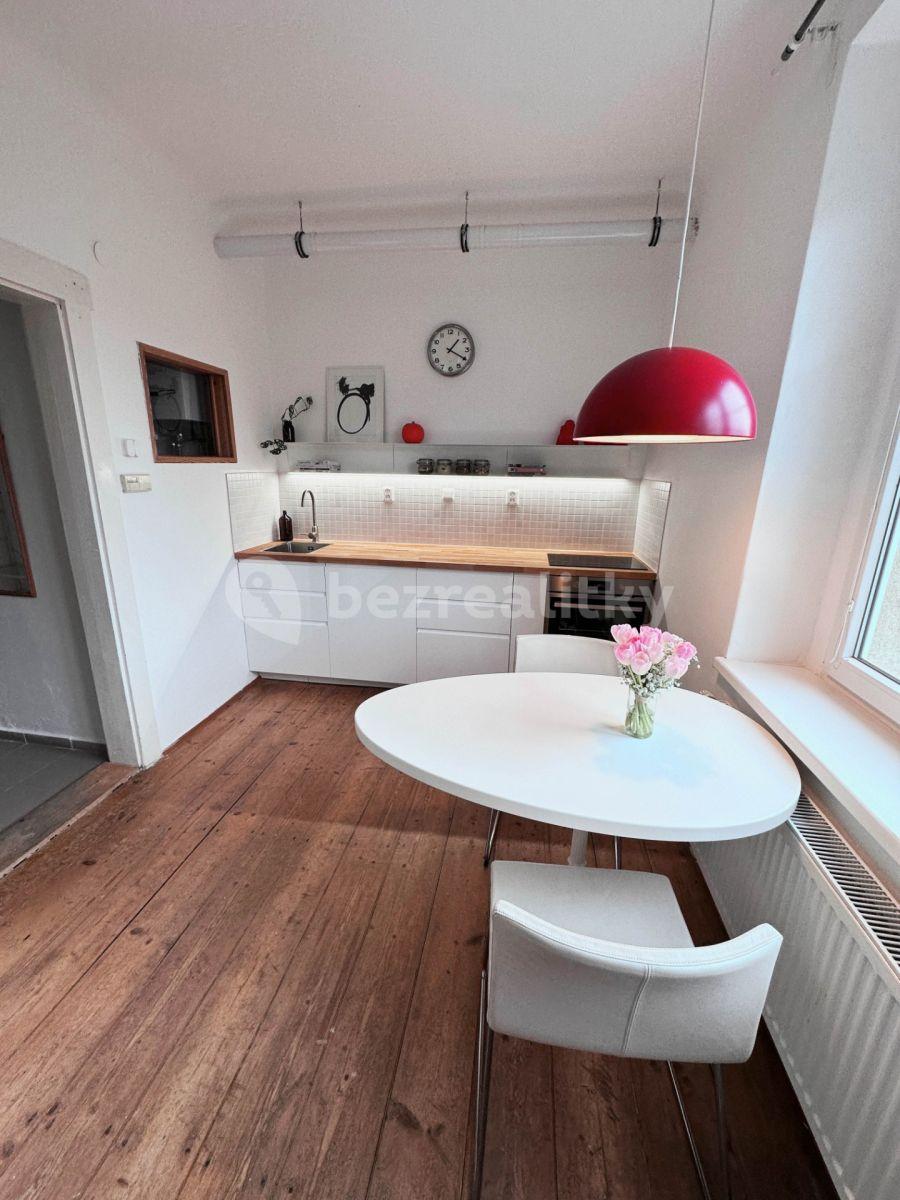 Pronájem bytu 1+1 46 m², Polní, Praha, Praha