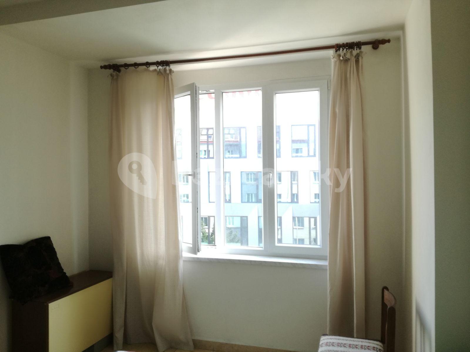 Pronájem bytu 1+kk 28 m², Jankovcova, Praha, Praha