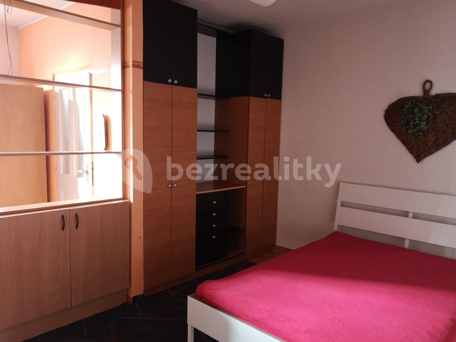 Pronájem bytu 1+kk 35 m², Samota, Olomouc, Olomoucký kraj