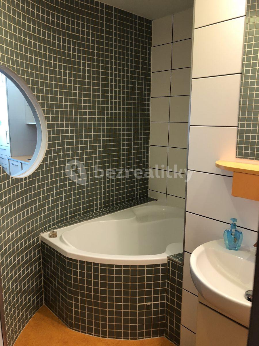 Pronájem bytu 1+1 37 m², Horolezecká, Praha, Praha