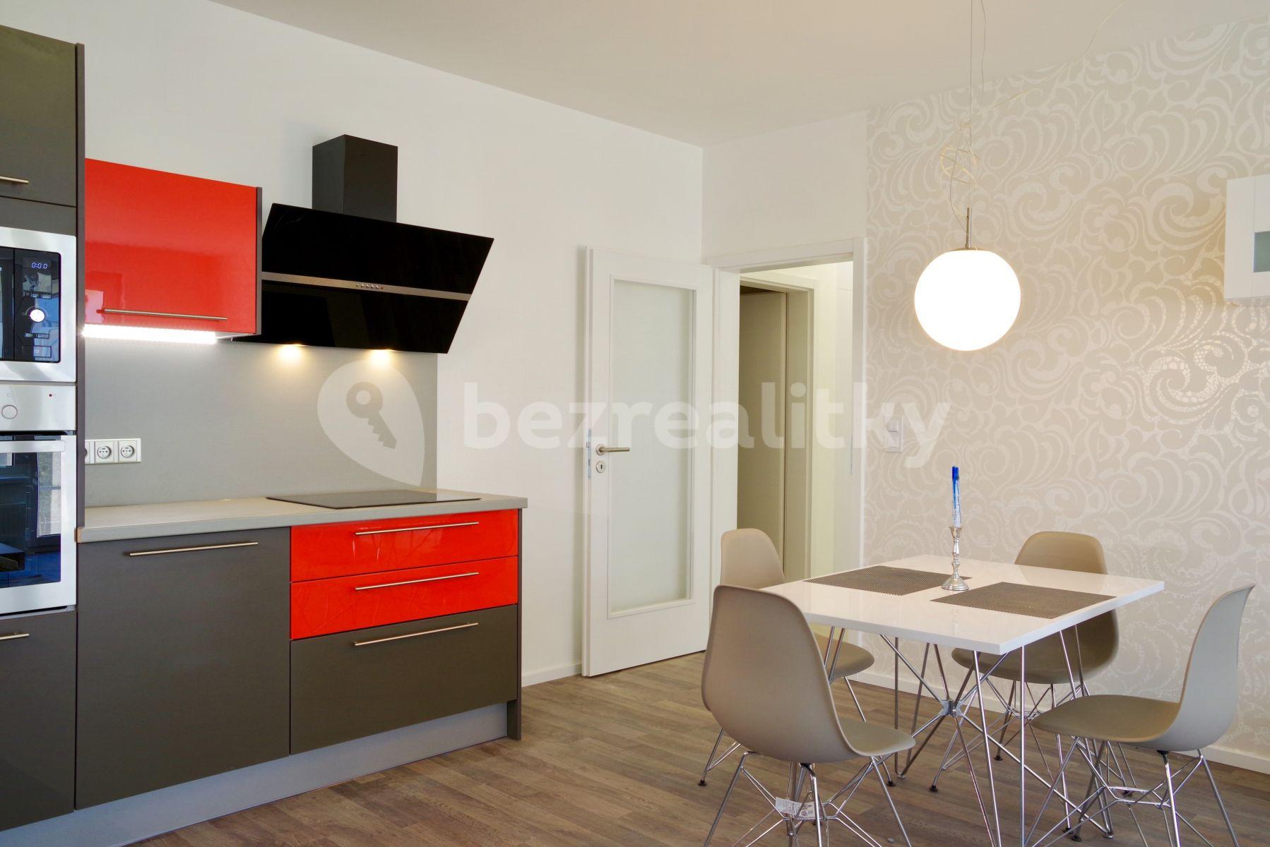 Pronájem bytu 2+kk 70 m², Zvěřinova, Praha, Praha