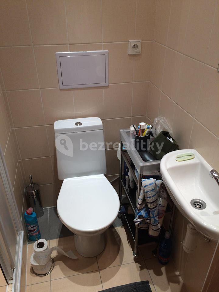 Pronájem bytu 2+kk 45 m², Podolská, Praha, Praha