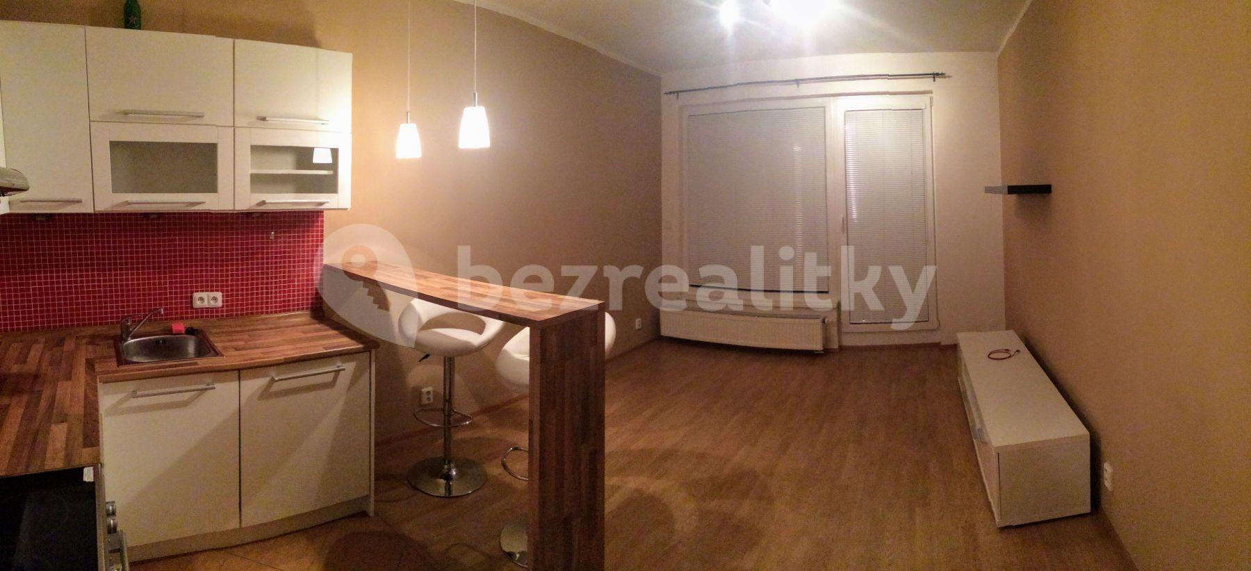 Pronájem bytu 1+kk 30 m², Sazovická, Praha, Praha