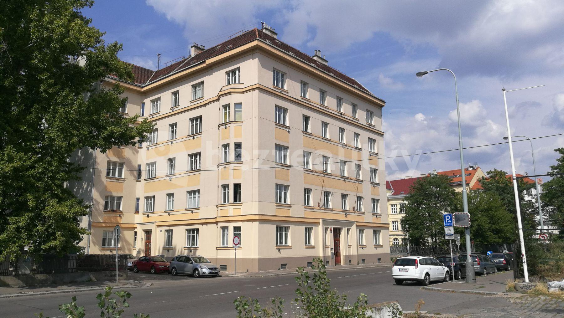 Pronájem bytu 1+1 56 m², Železničářů, Praha, Praha