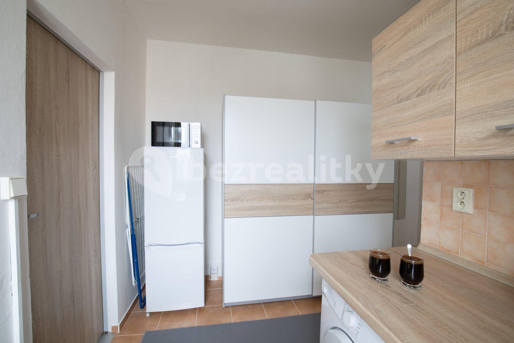 Pronájem bytu 1+1 32 m², Matoušova, Liberec, Liberecký kraj