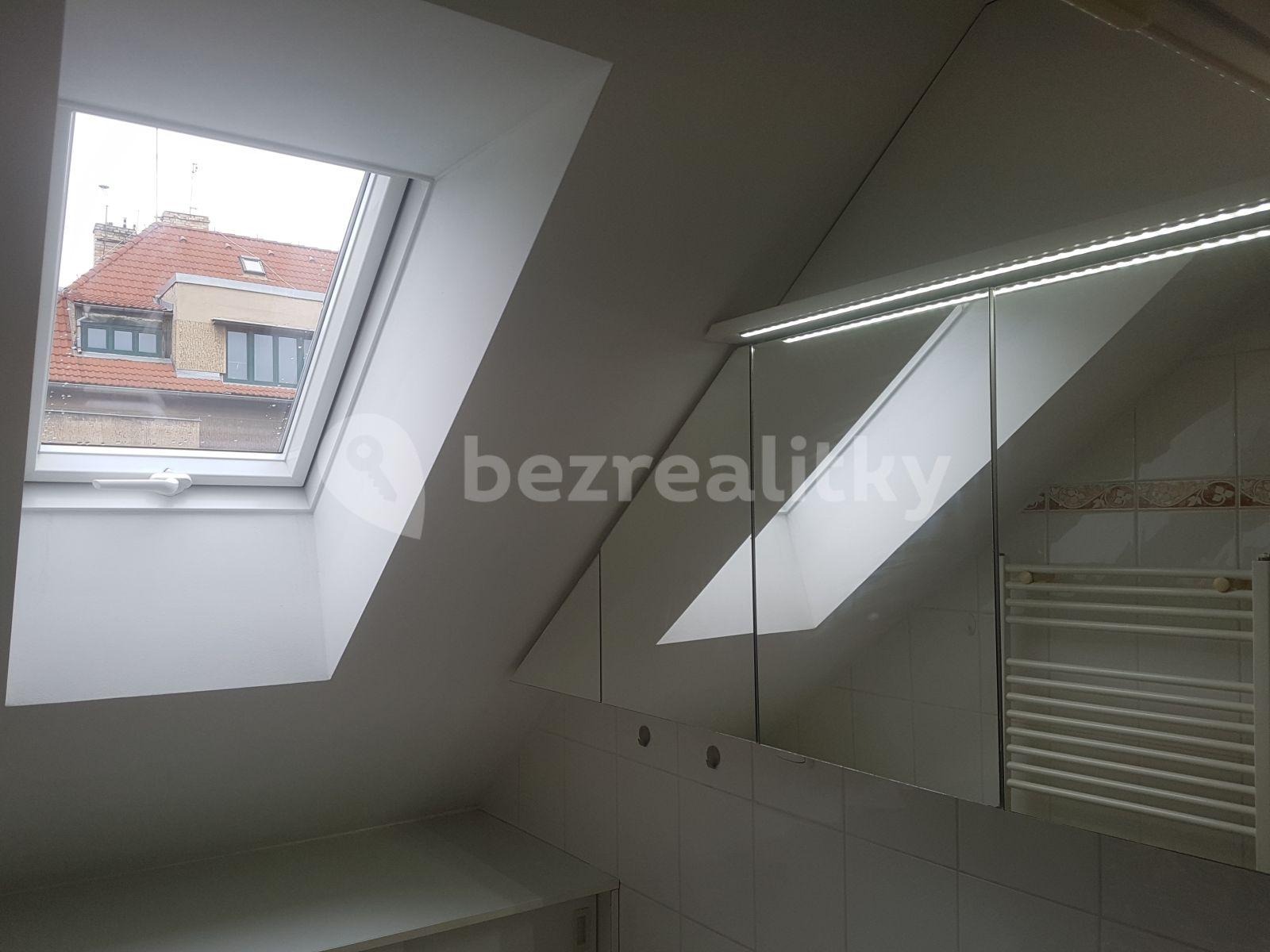 Pronájem bytu Garsoniéra 25 m², Za Kajetánkou, Praha, Praha