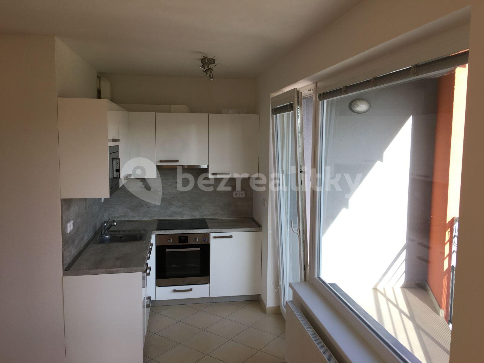 Pronájem bytu 1+kk 34 m², Sazovická, Praha, Praha