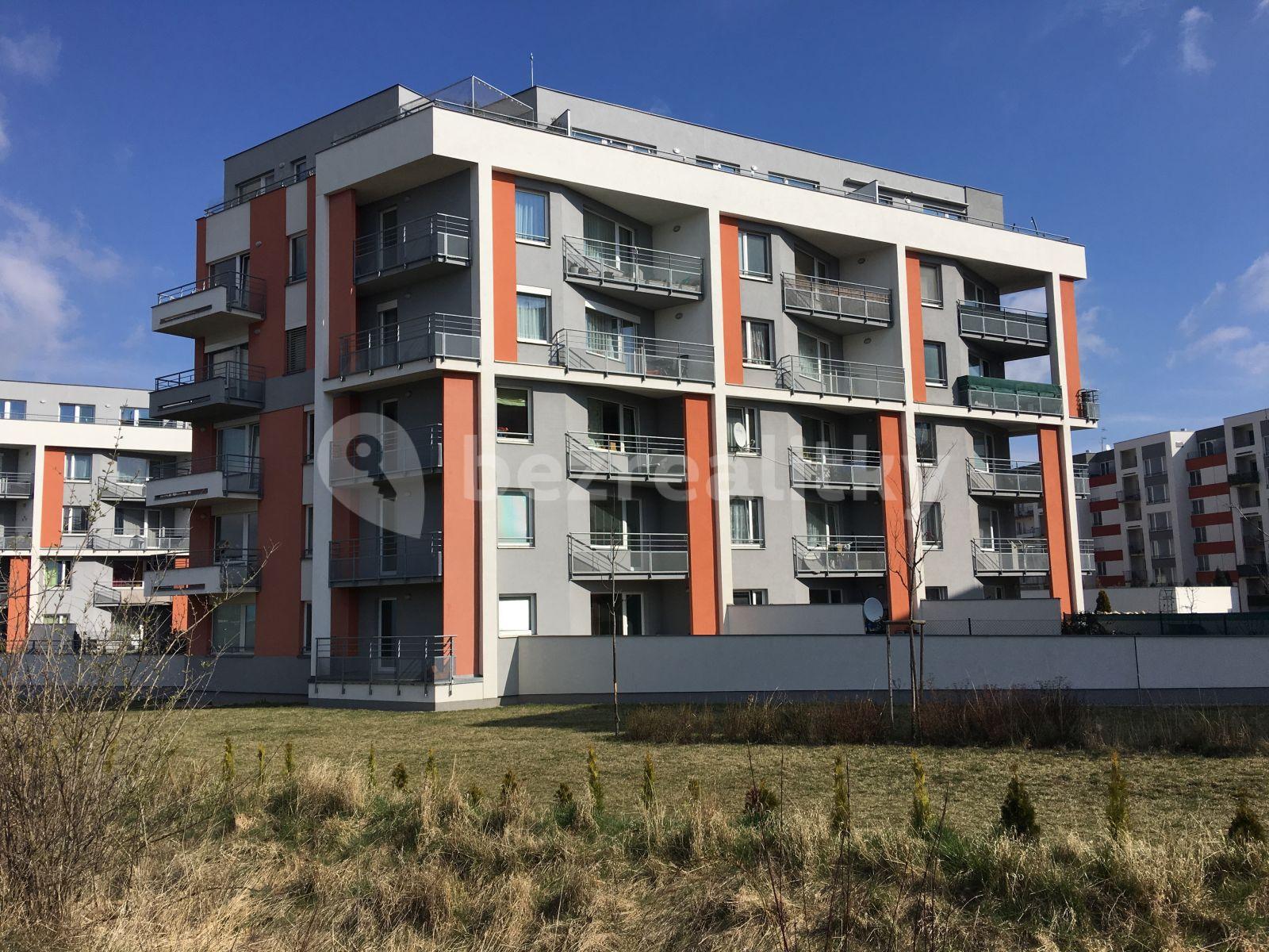 Pronájem bytu 1+kk 34 m², Sazovická, Praha, Praha