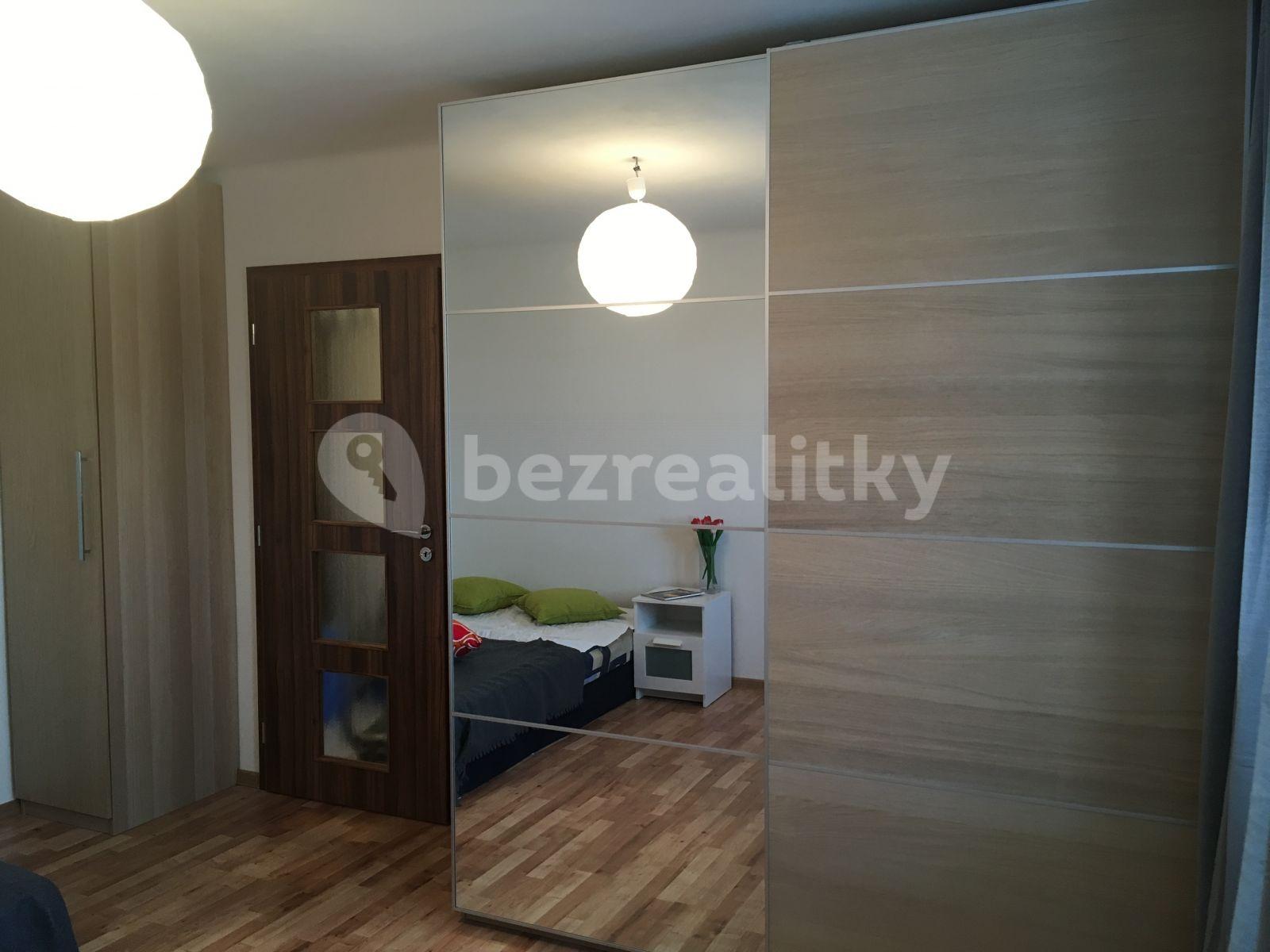 Pronájem bytu 1+1 32 m², Míru, Kladno, Středočeský kraj