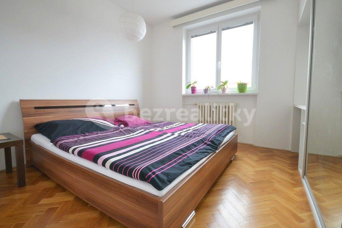 Pronájem bytu 2+1 64 m², Hillebrantova, Praha, Praha