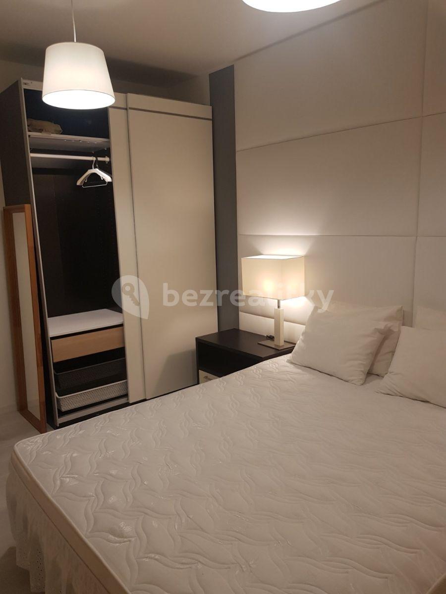 Pronájem bytu 2+kk 57 m², Pod Harfou, Praha, Praha