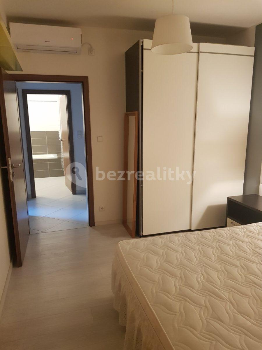 Pronájem bytu 2+kk 57 m², Pod Harfou, Praha, Praha