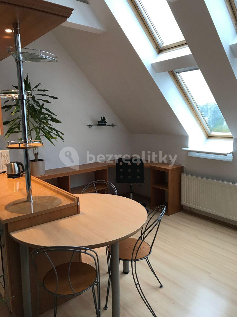 Pronájem bytu Garsoniéra 36 m², Jilmová, Praha, Praha