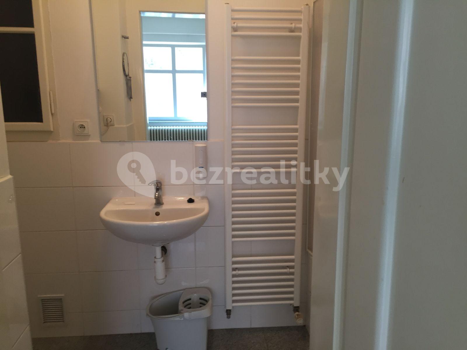 Pronájem bytu 2+kk 40 m², Starostrašnická, Praha, Praha