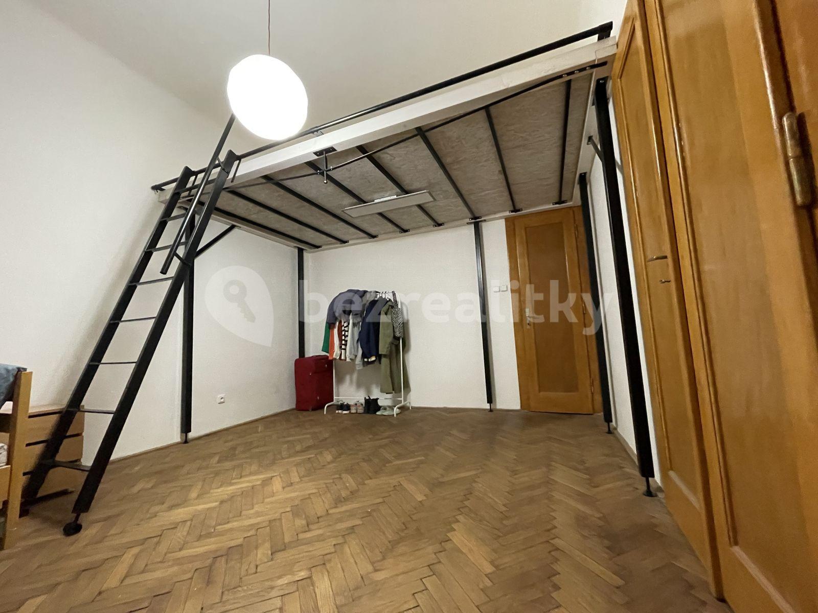 Pronájem bytu 3+1 83 m², Karlovo náměstí, Praha, Praha