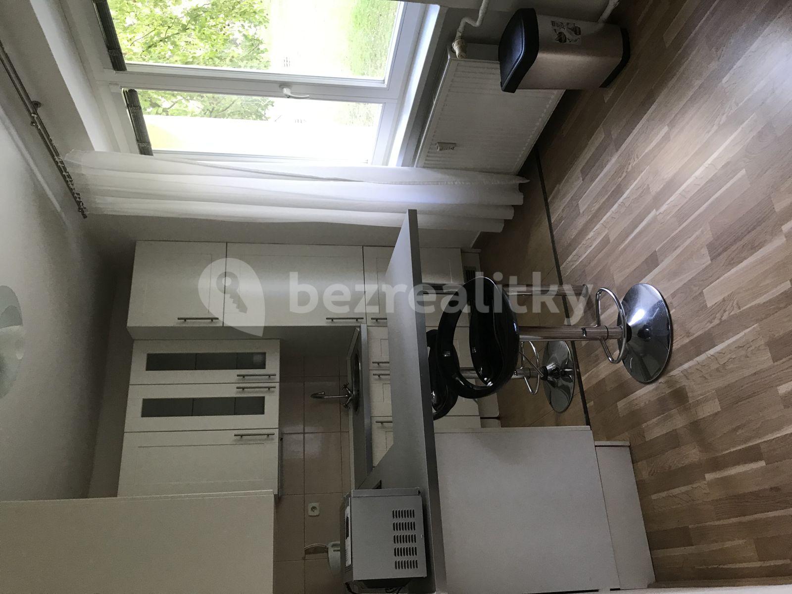 Pronájem bytu 2+kk 52 m², Buková, Praha, Praha