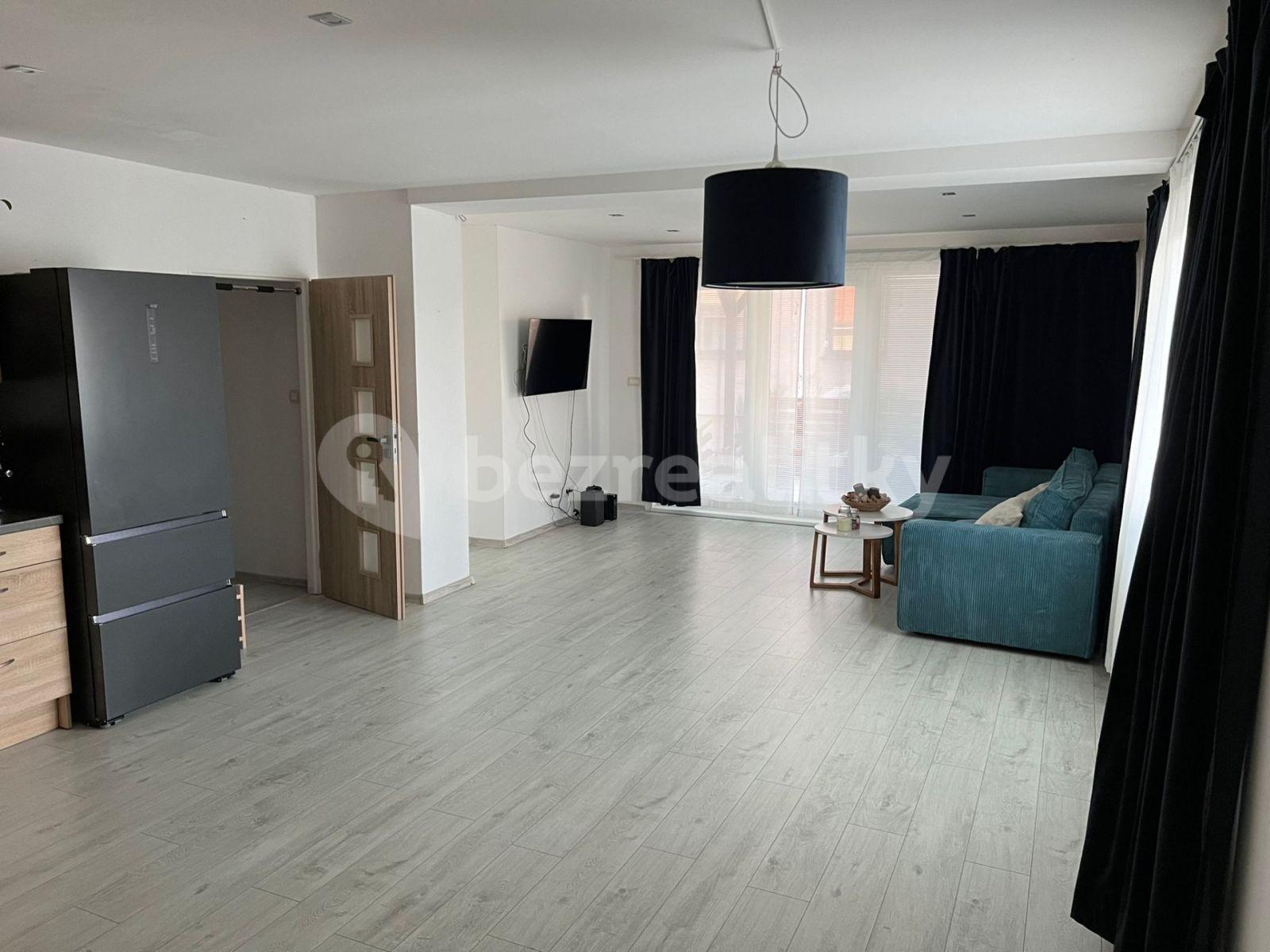 Pronájem bytu 3+kk 104 m², Spojovací, Benátky nad Jizerou, Středočeský kraj