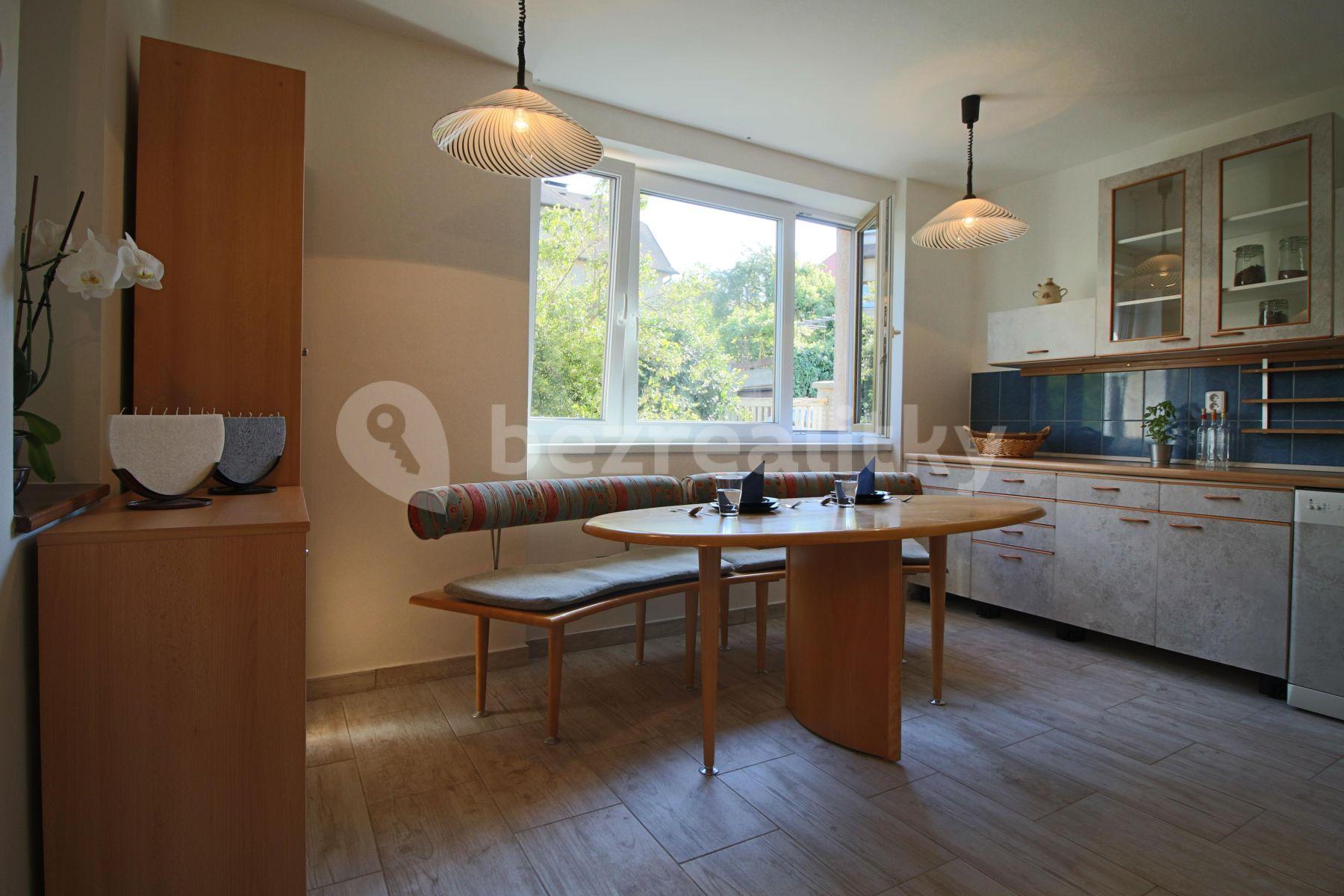 Pronájem bytu 4+kk 75 m², Nad Kuliškou, Praha, Praha