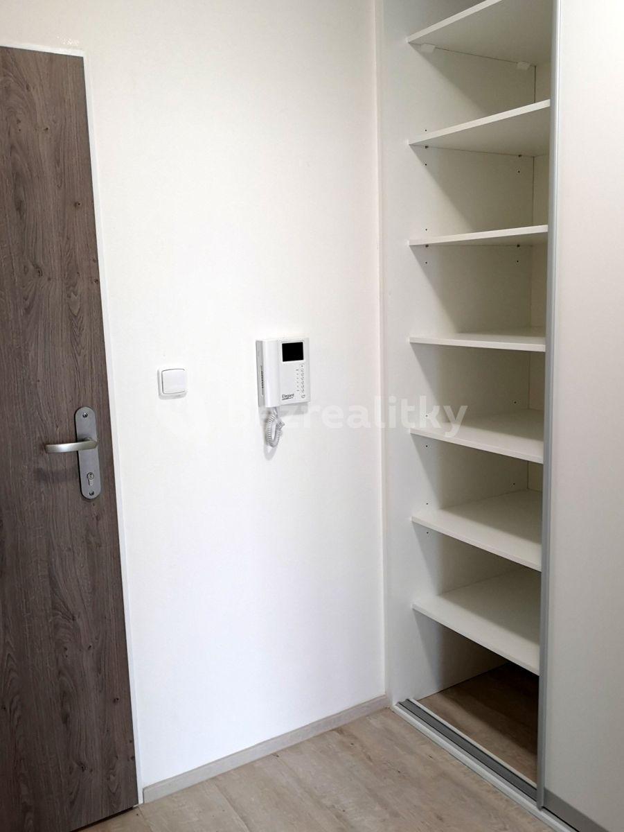 Pronájem bytu 1+kk 38 m², Kadečkové, Praha, Praha