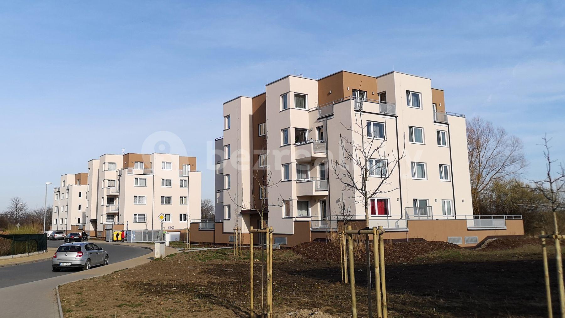 Pronájem bytu 1+kk 38 m², Kadečkové, Praha, Praha