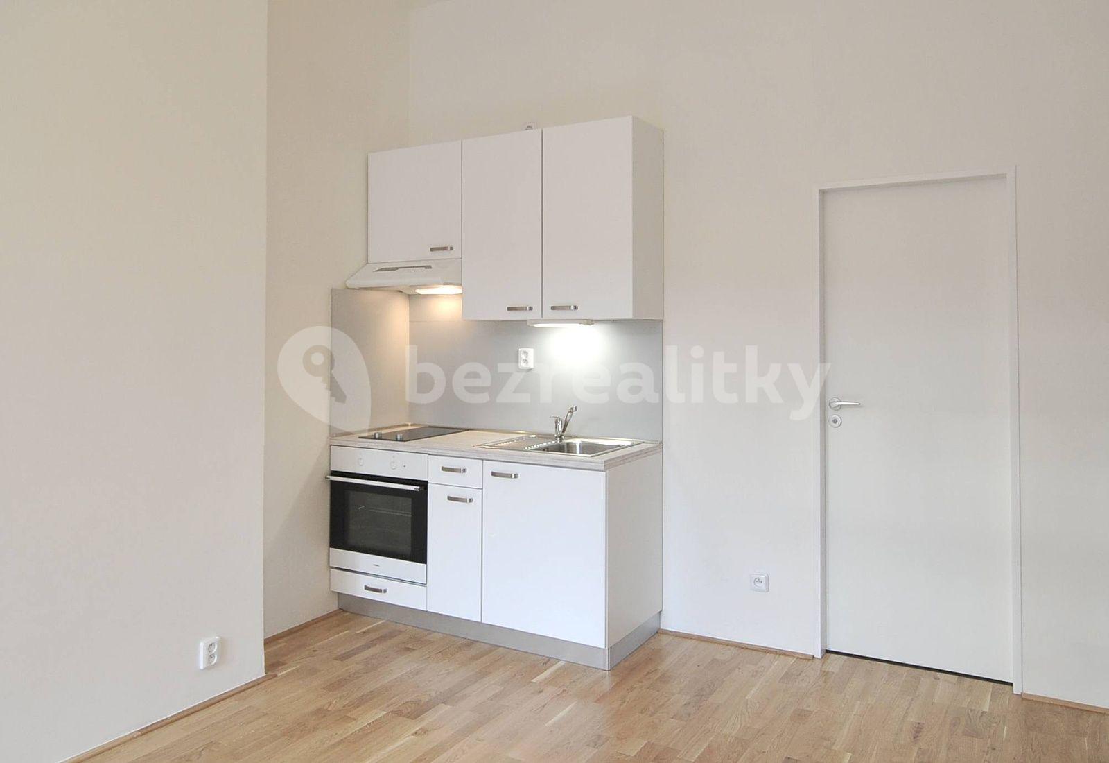 Pronájem bytu 1+kk 24 m², Přístavní, Praha, Praha