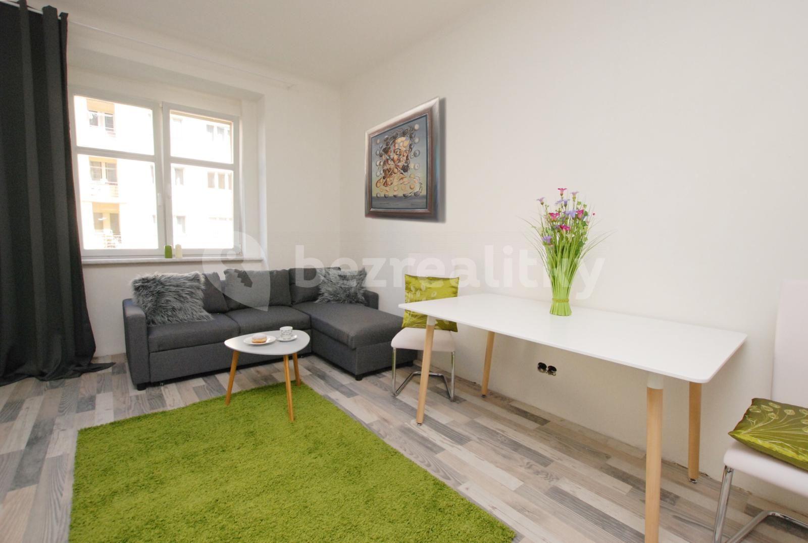 Pronájem bytu 2+kk 53 m², Žateckých, Praha, Praha