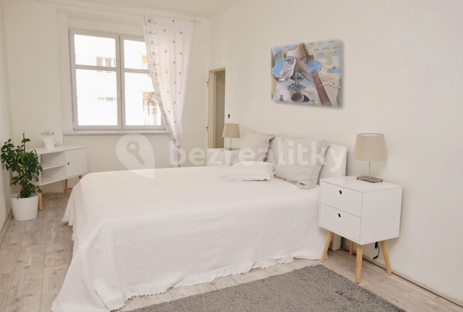 Pronájem bytu 2+kk 53 m², Žateckých, Praha, Praha