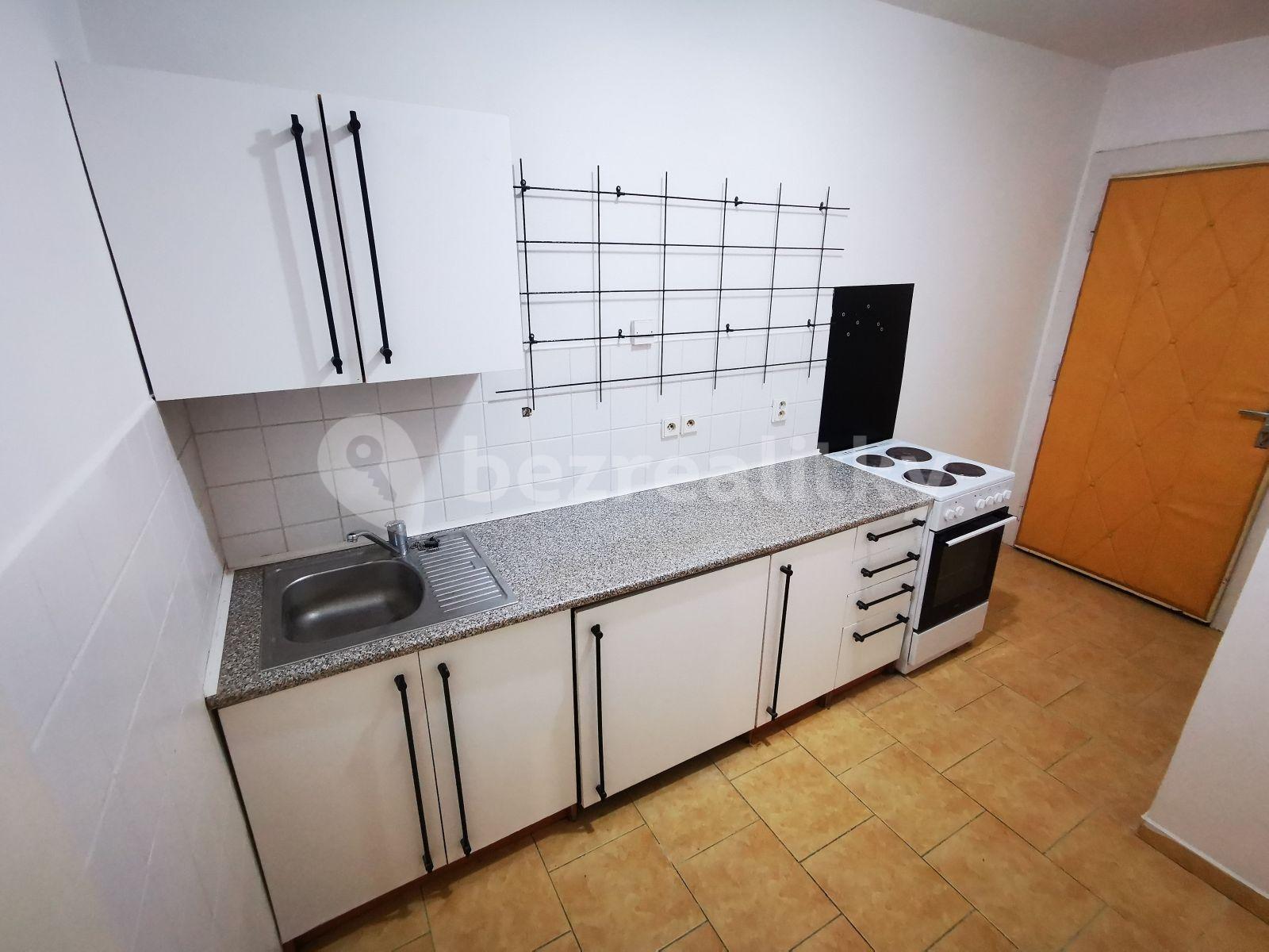 Pronájem bytu 2+1 45 m², V Háji, Praha, Praha