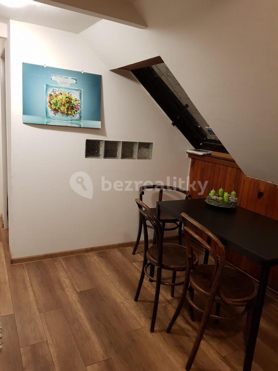 Pronájem bytu 3+1 64 m², Na Hrázi, Praha, Praha