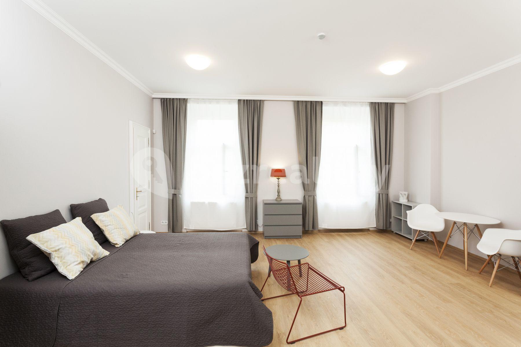 Pronájem bytu 1+kk 40 m², Březinova, Praha, Praha