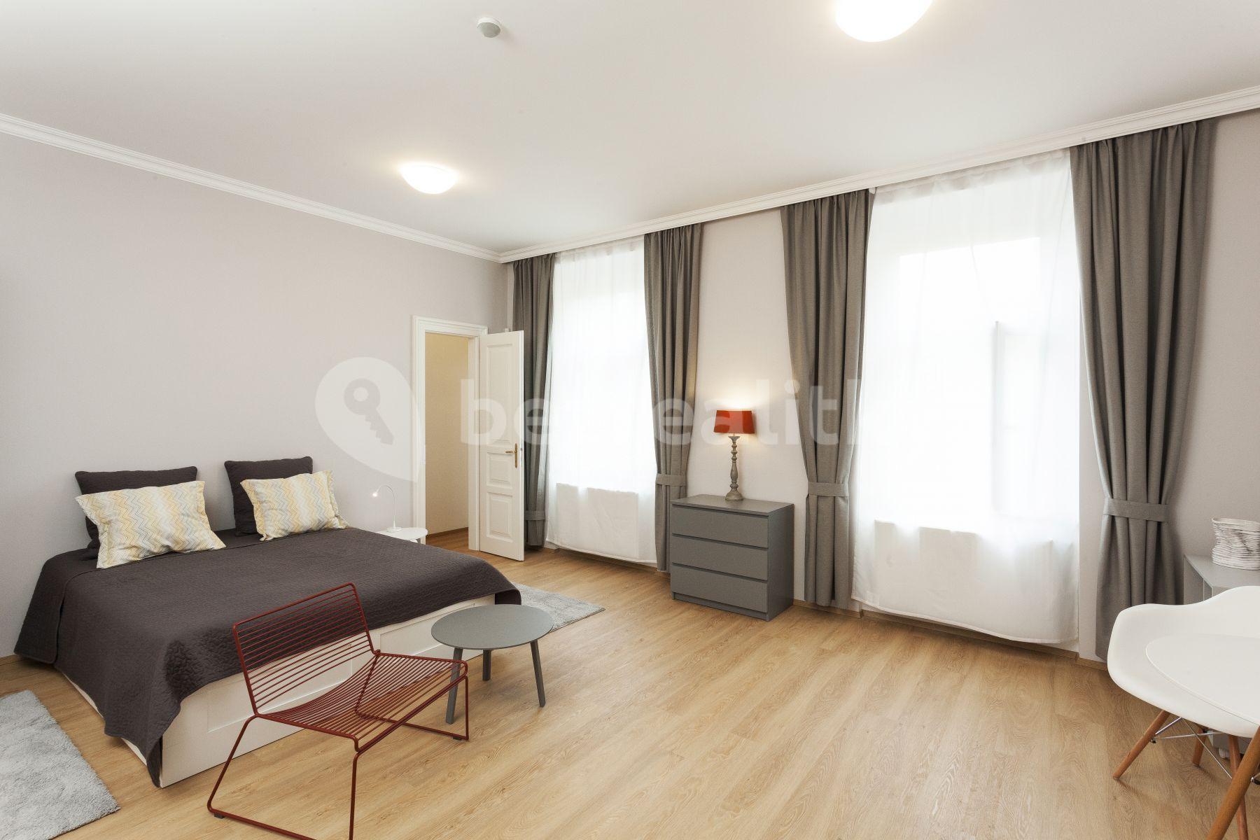 Pronájem bytu 1+kk 40 m², Březinova, Praha, Praha