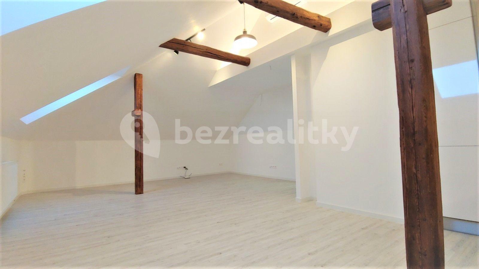 Pronájem bytu 2+kk 71 m², Frimlova, Praha, Praha