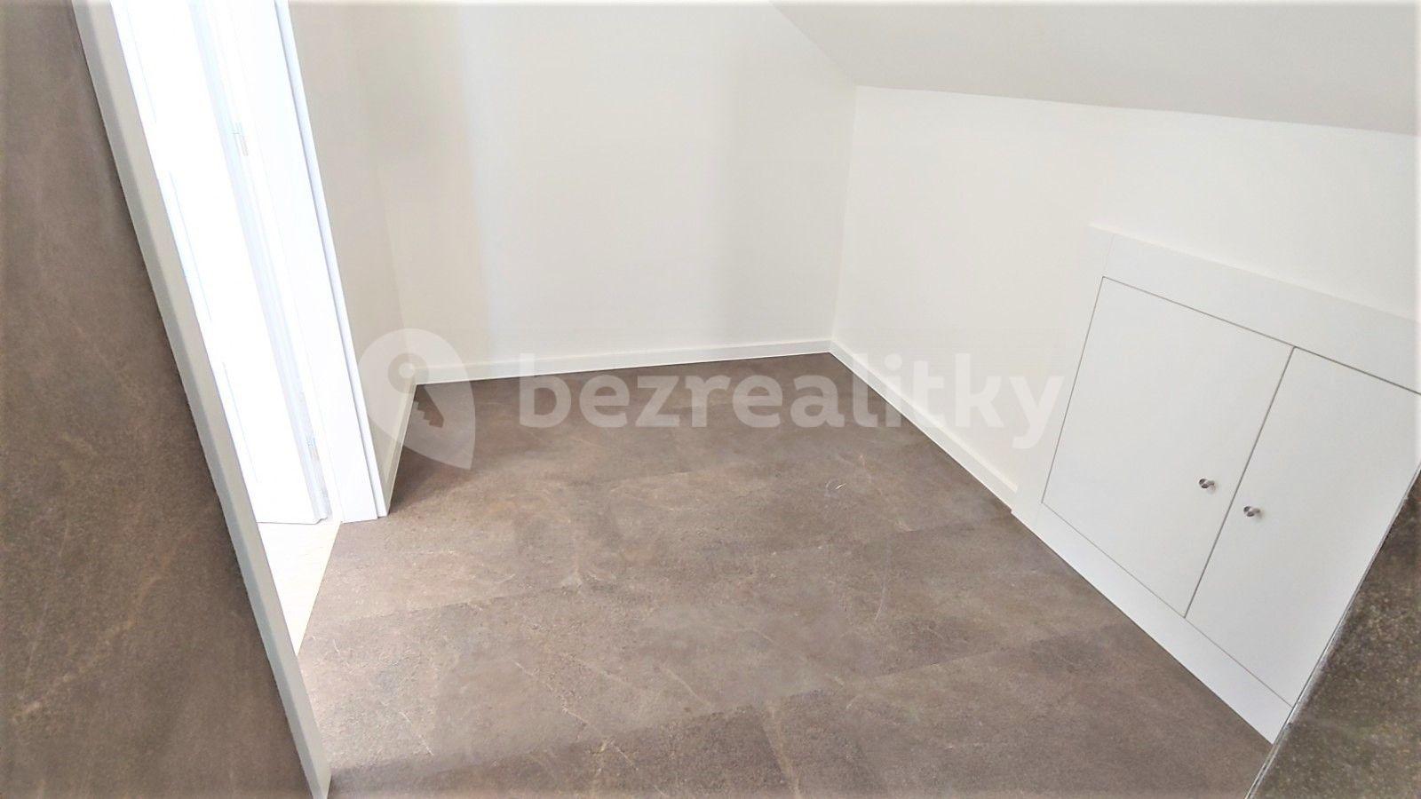 Pronájem bytu 2+kk 71 m², Frimlova, Praha, Praha