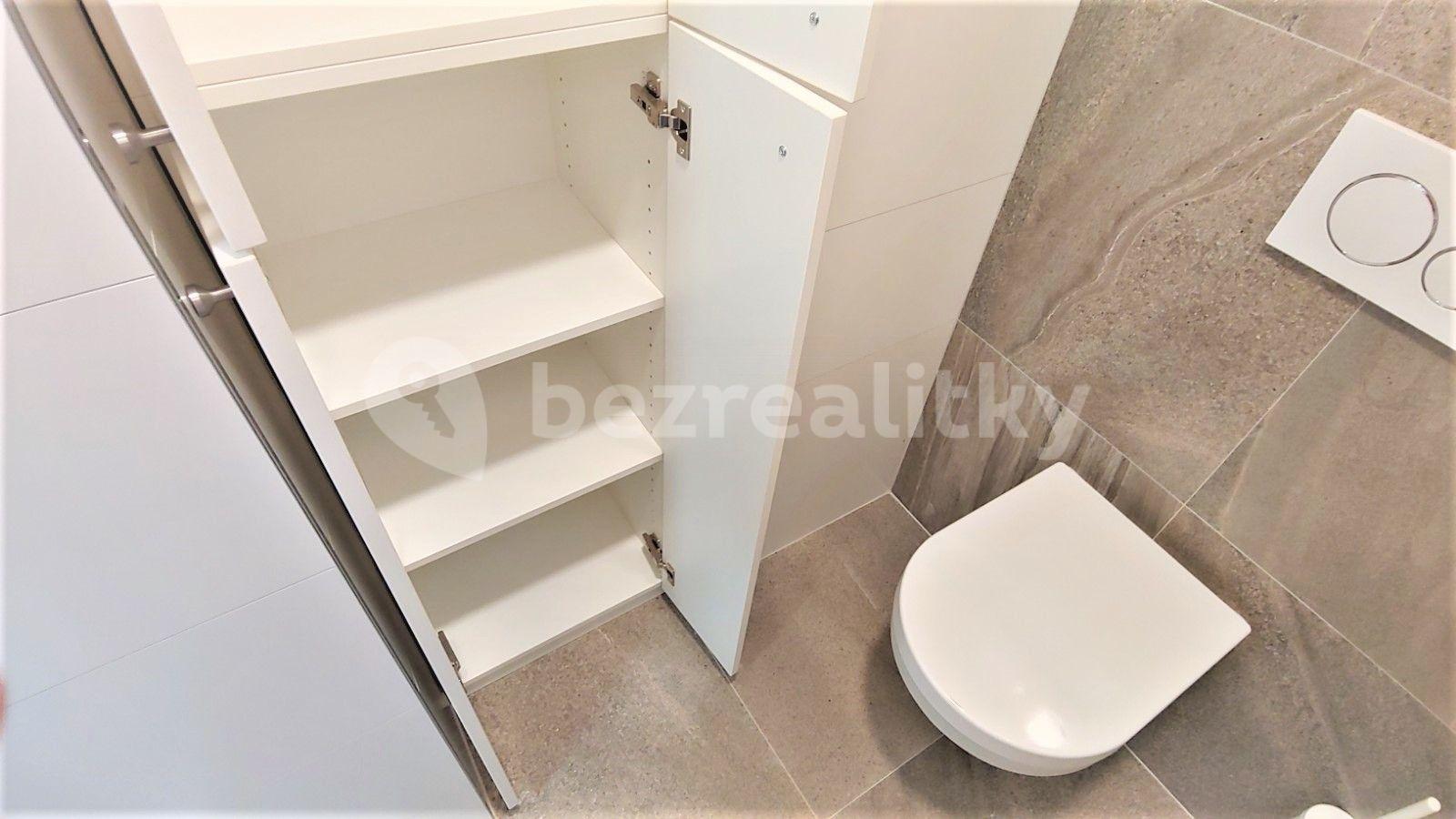 Pronájem bytu 2+kk 71 m², Frimlova, Praha, Praha